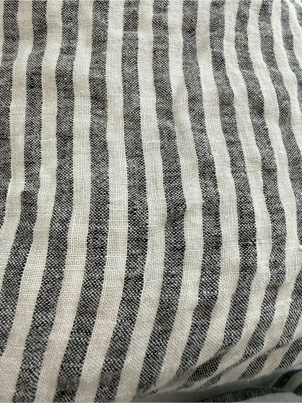 Brooklinen Washed European Oxford Striped Linen Core Sheet Set Queen - Picture 3 of 7
